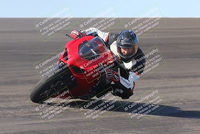 media/Feb-05-2023-SoCal Trackdays (Sun) [[b2340e6653]]/Bowl (10am)/